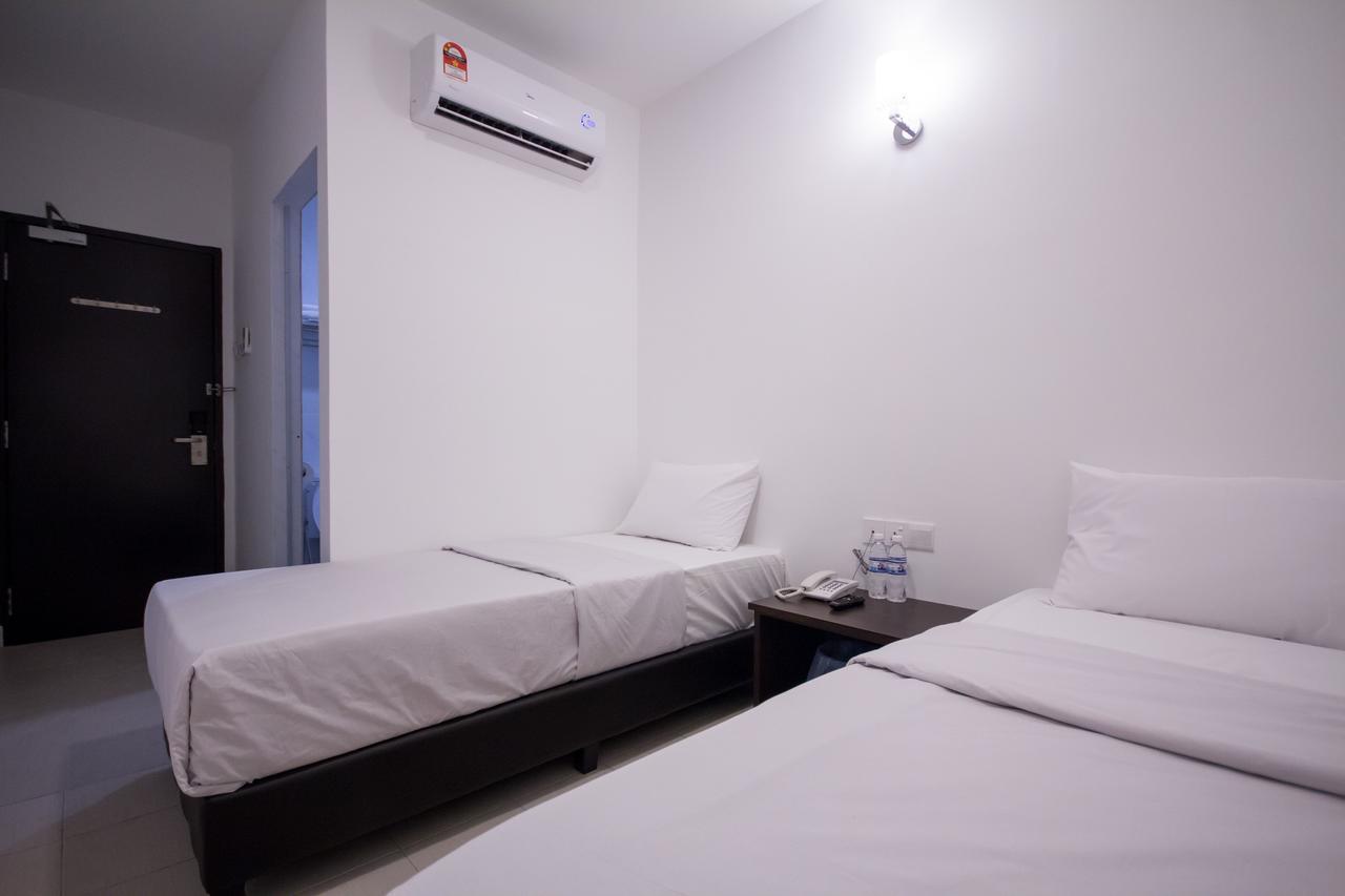 D Nice Hotel Bayan Lepas Εξωτερικό φωτογραφία